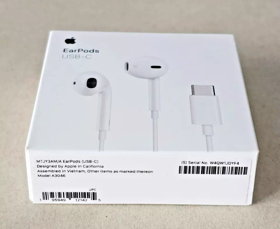 s-l960 (1) iPhone Type-C Wired Headphones - الصورة 2